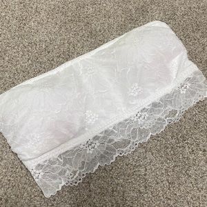H&M White Lace Strapless Bralette/Bandeau